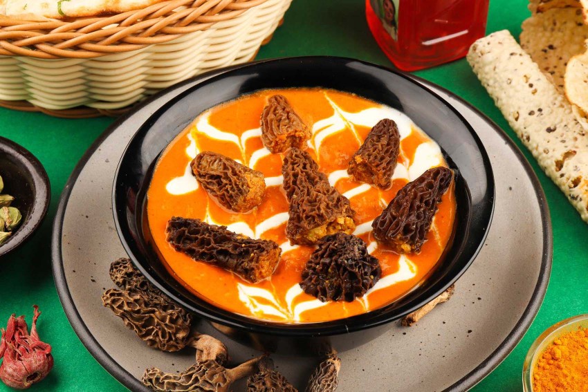 Guchhi Chicken Bharwan